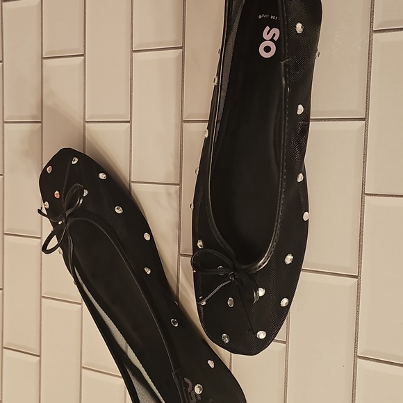 SO Black Gem Stone Polka Dot Women's Flats - Picture 5 of 6